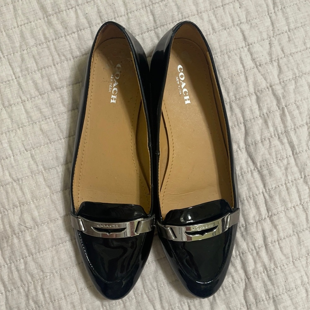 EUC Coach black patent leather loafer